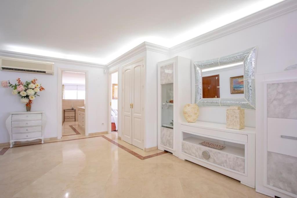 Estepona Luxury Seafront Penthouse With Parking エクステリア 写真