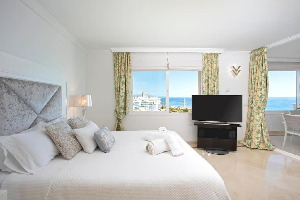 Estepona Luxury Seafront Penthouse With Parking エクステリア 写真
