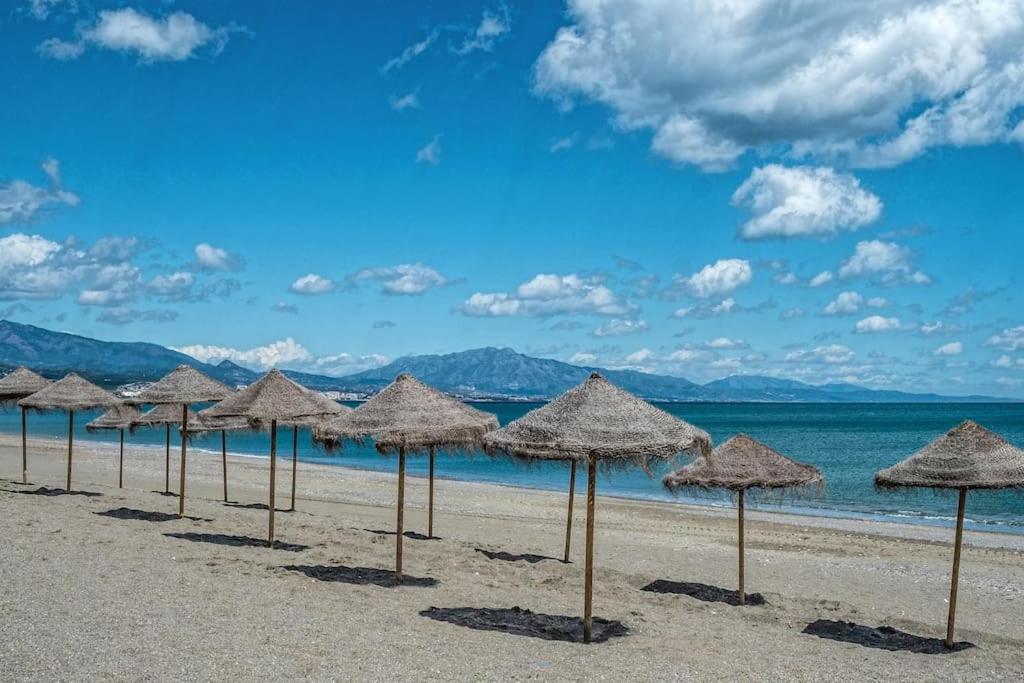 Estepona Luxury Seafront Penthouse With Parking エクステリア 写真